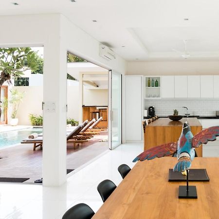 Villa Aditi, Sitara Villa Group Семиньяк Экстерьер фото