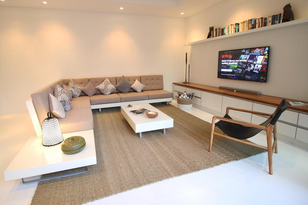 Villa Aditi, Sitara Villa Group Семиньяк Экстерьер фото