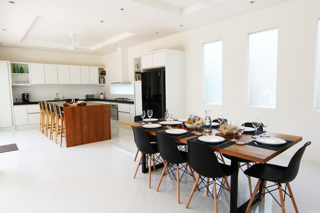 Villa Aditi, Sitara Villa Group Семиньяк Экстерьер фото